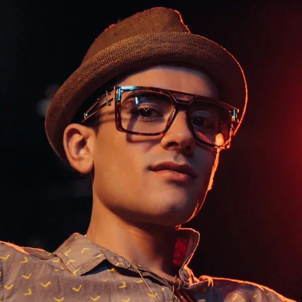 Jordan El Nino distroyme team picture